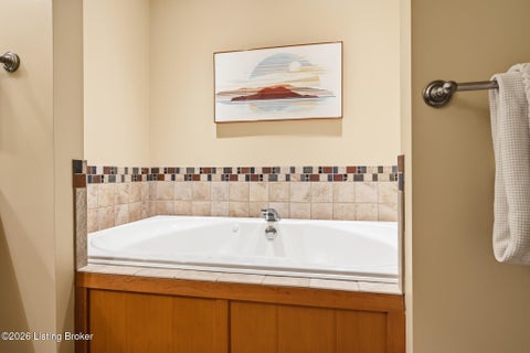 Tiny photo for 222 E Witherspoon St #806, Louisville, KY 40202 (MLS # 1728982)