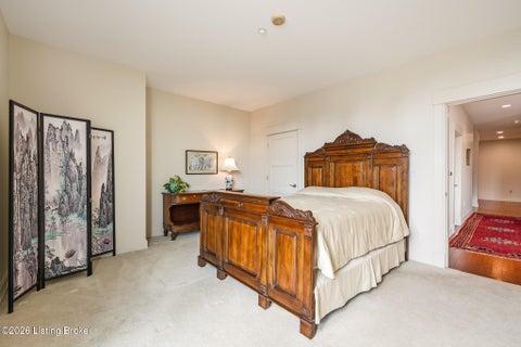 Tiny photo for 222 E Witherspoon St #806, Louisville, KY 40202 (MLS # 1728982)