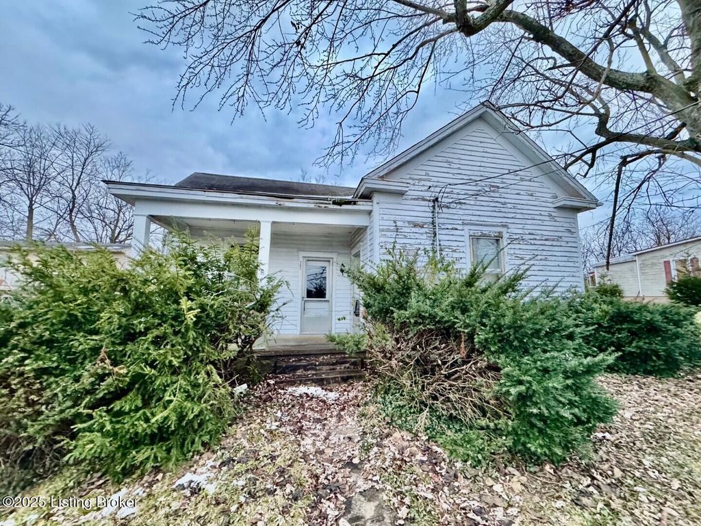 Photo of 203 Lebanon Hill, Springfield, KY 40069 (MLS # 1705714)