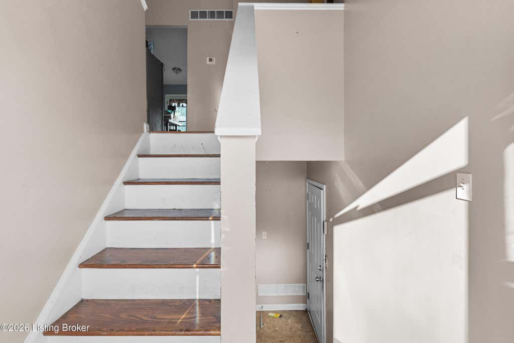Photo of 6311 May Pen Rd, Louisville, KY 40228 (MLS # 1724149)