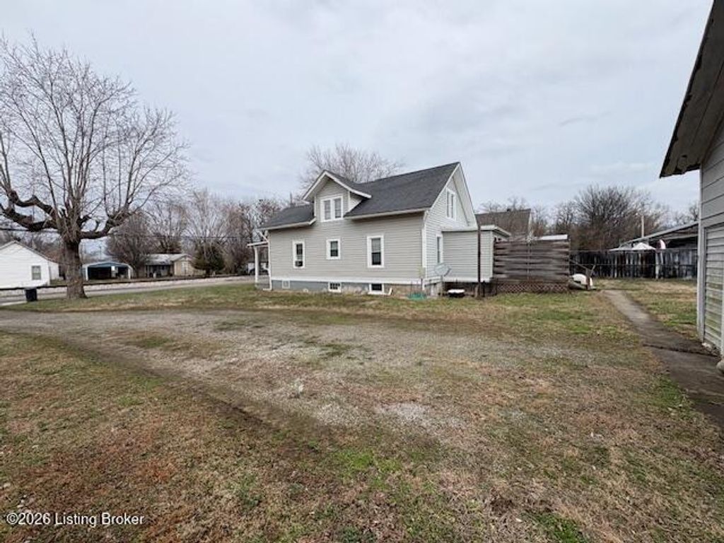 Photo of 316 E Houston St, Cloverport, KY 40111 (MLS # 1710697)