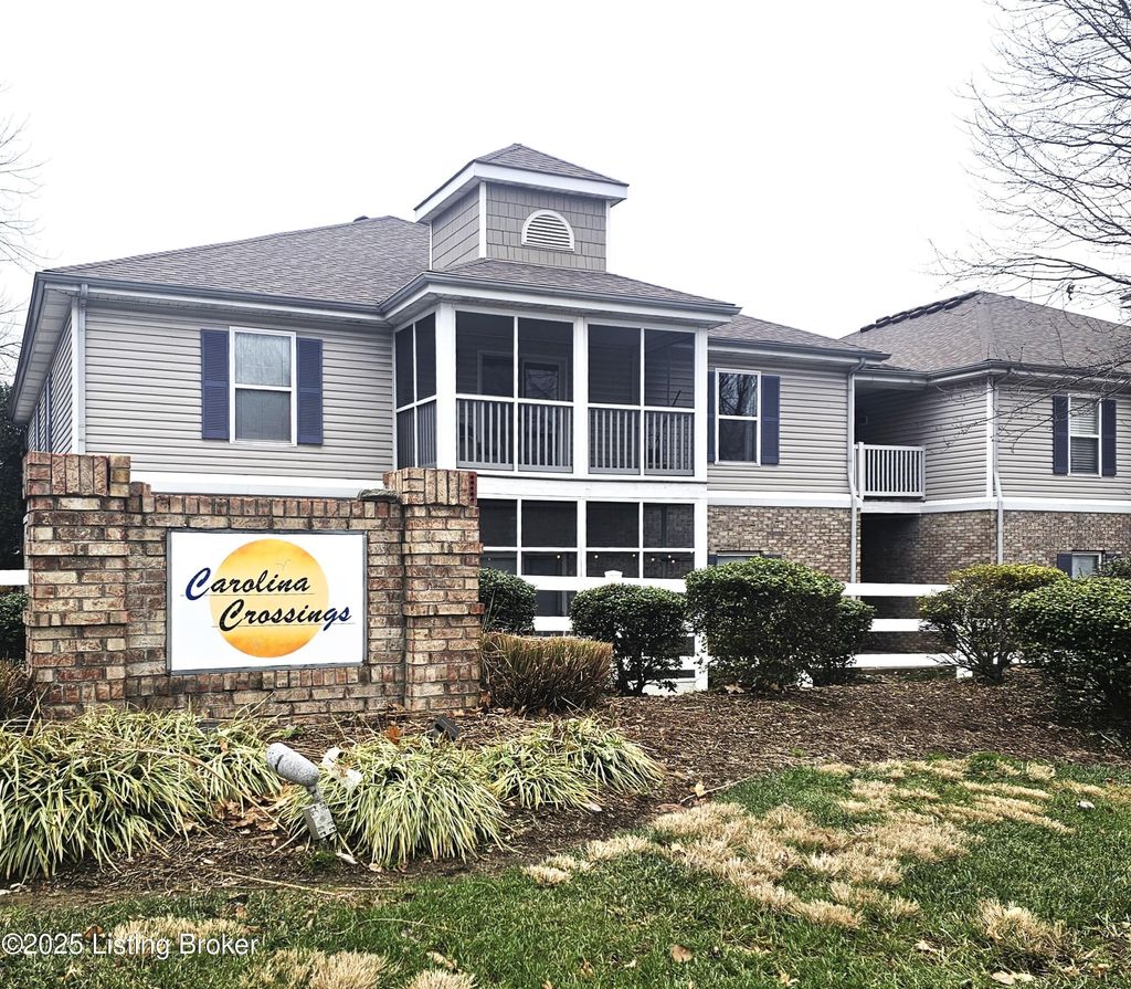 Photo of 5309 Carolina Crossings Way #UNIT 201, Louisville, KY 40219 (MLS # 1705152)