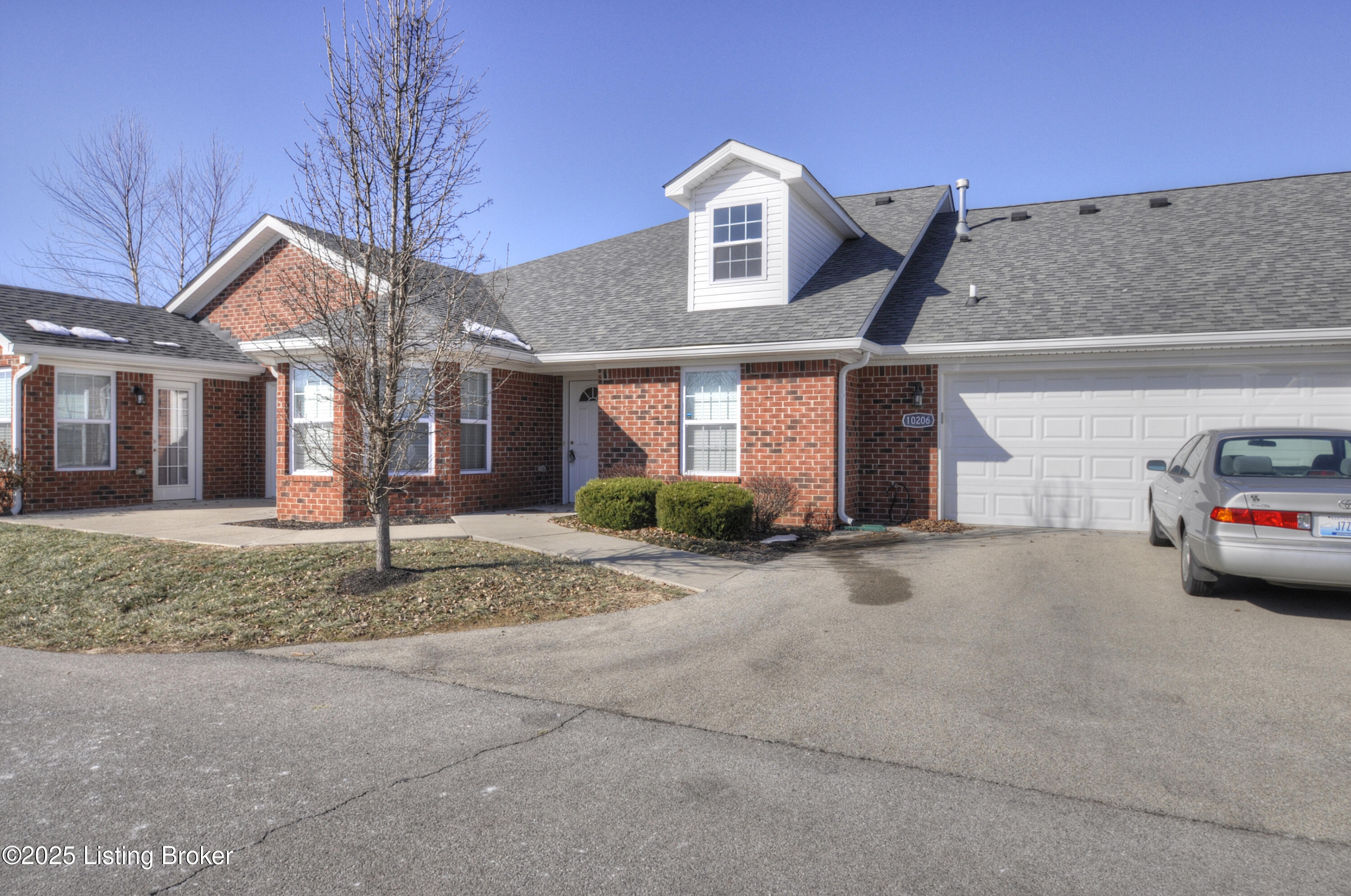 10206 Valkyrie Ct, Louisville, Kentucky image 18