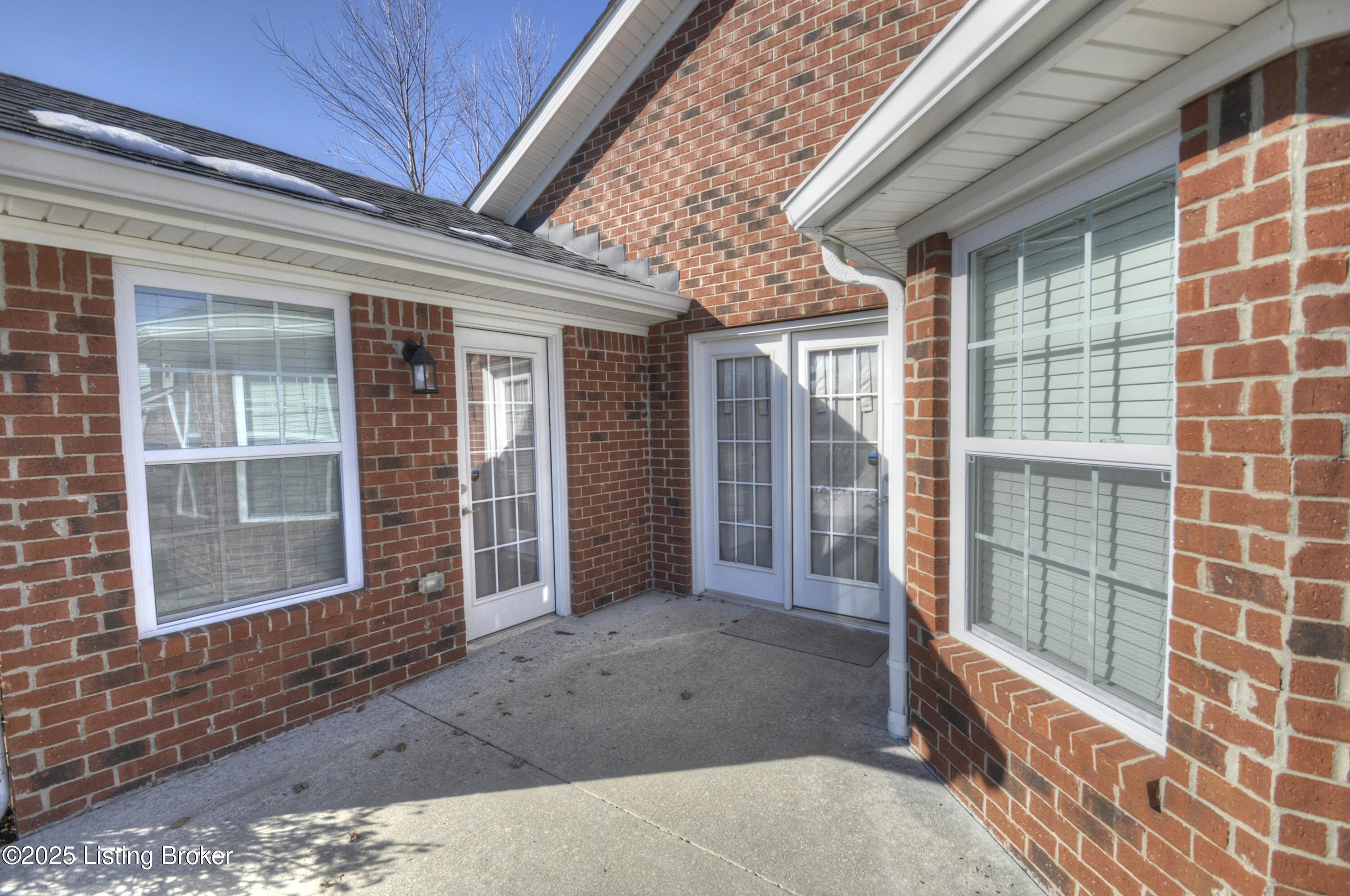 10206 Valkyrie Ct, Louisville, Kentucky image 20