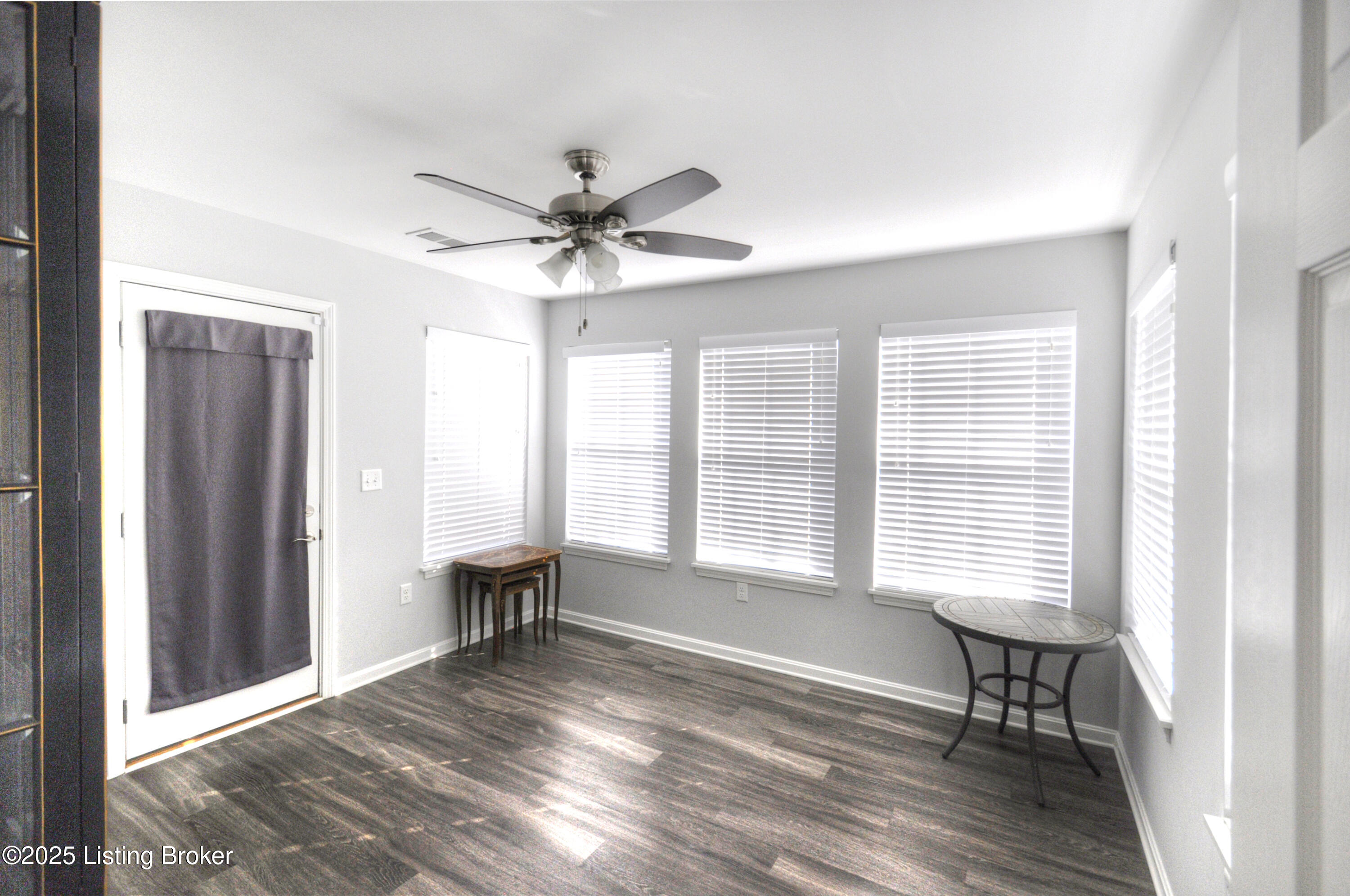 10206 Valkyrie Ct, Louisville, Kentucky image 17