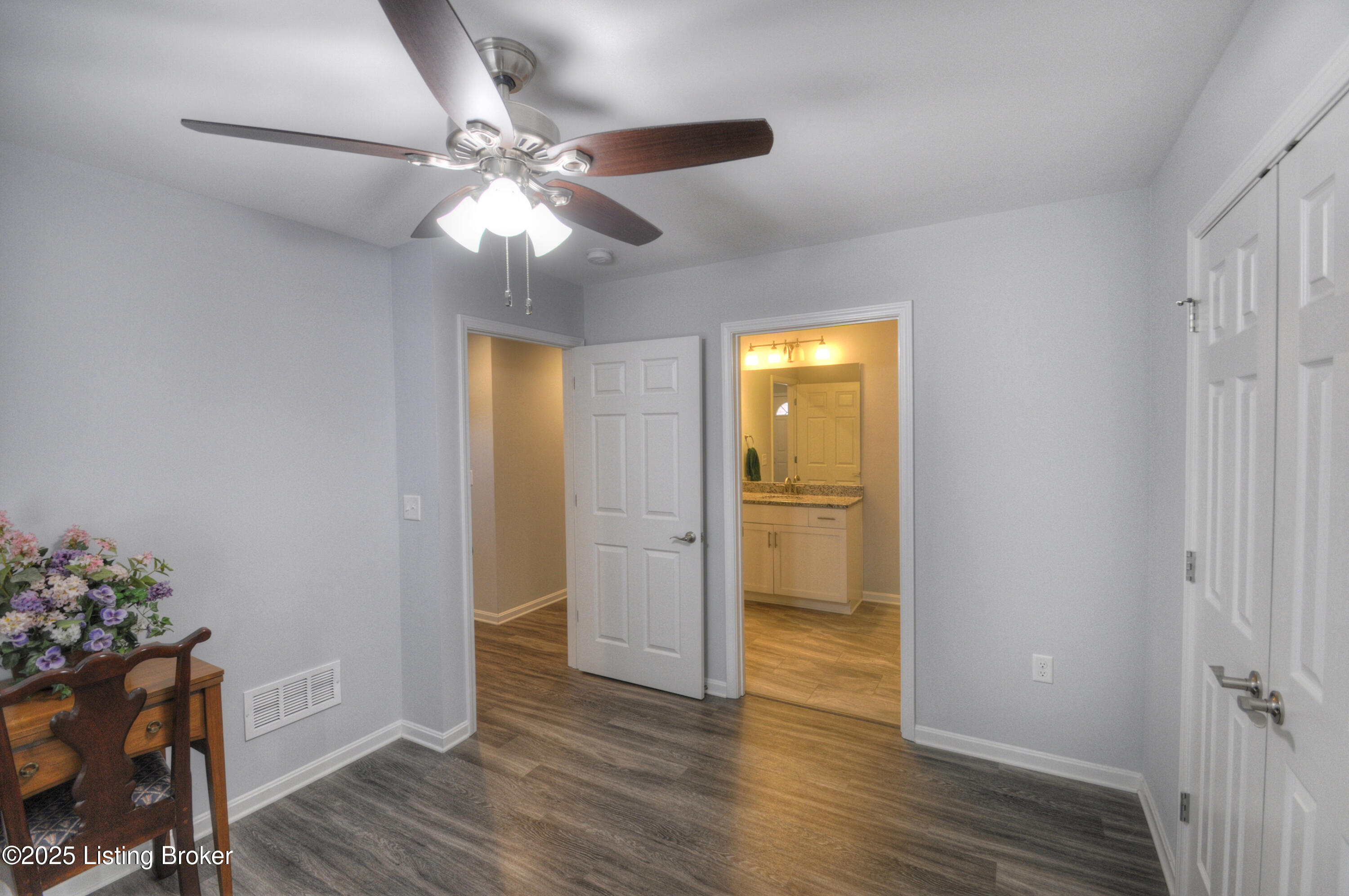 10206 Valkyrie Ct, Louisville, Kentucky image 10