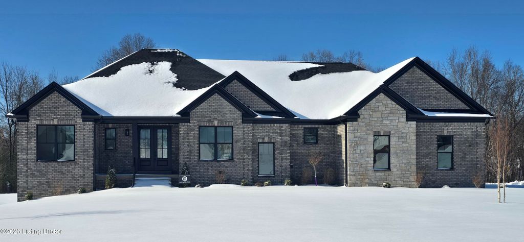 Photo of 4802 Sycamore Ridge Ln, La Grange, KY 40031 (MLS # 1708469)