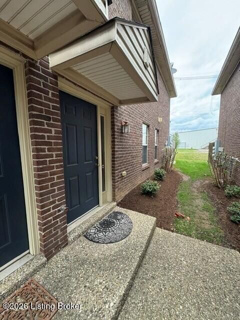 8400 Grand Trevi Dr Louisville KY 40228