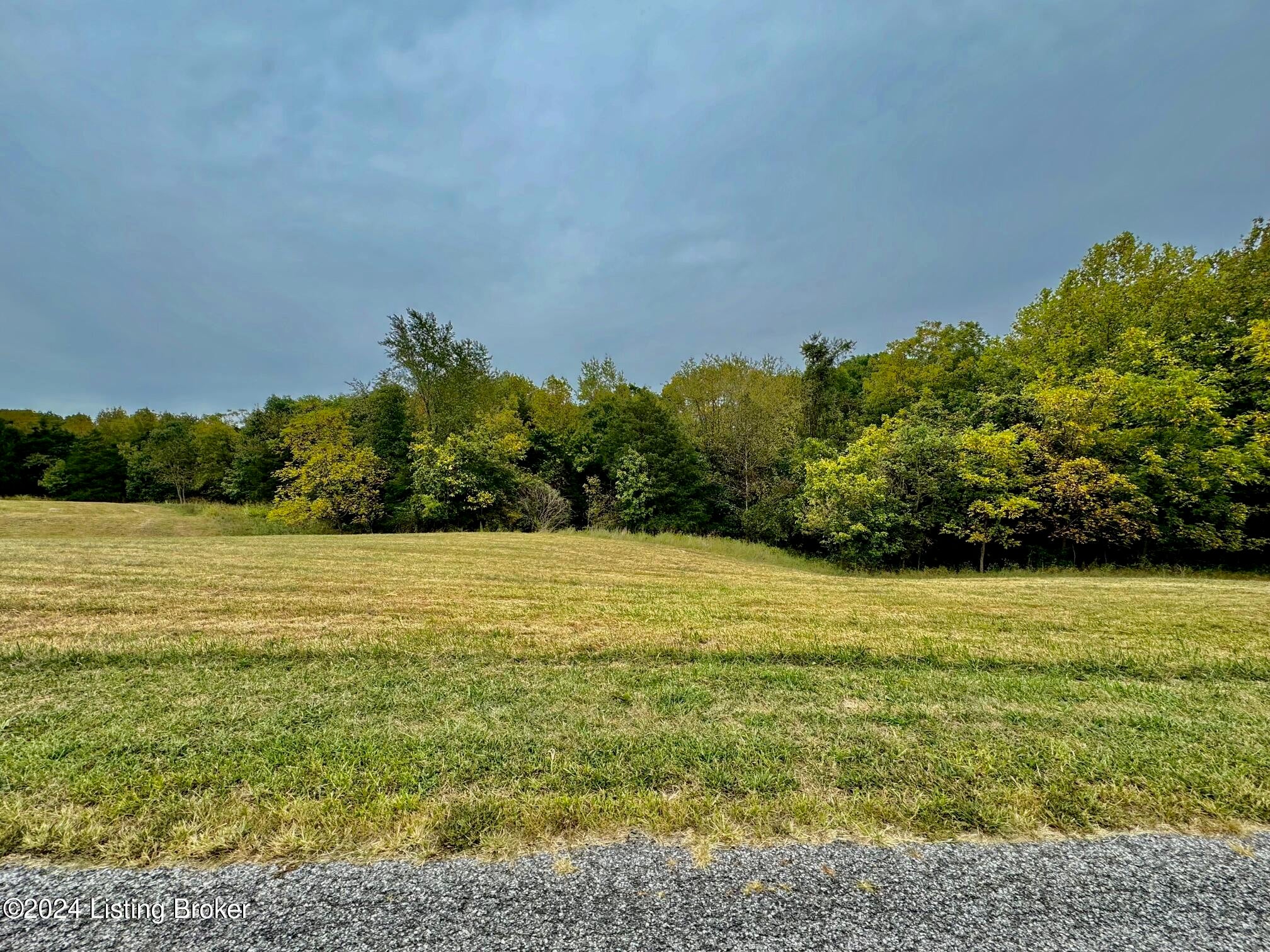 301 Hillsboro Ln