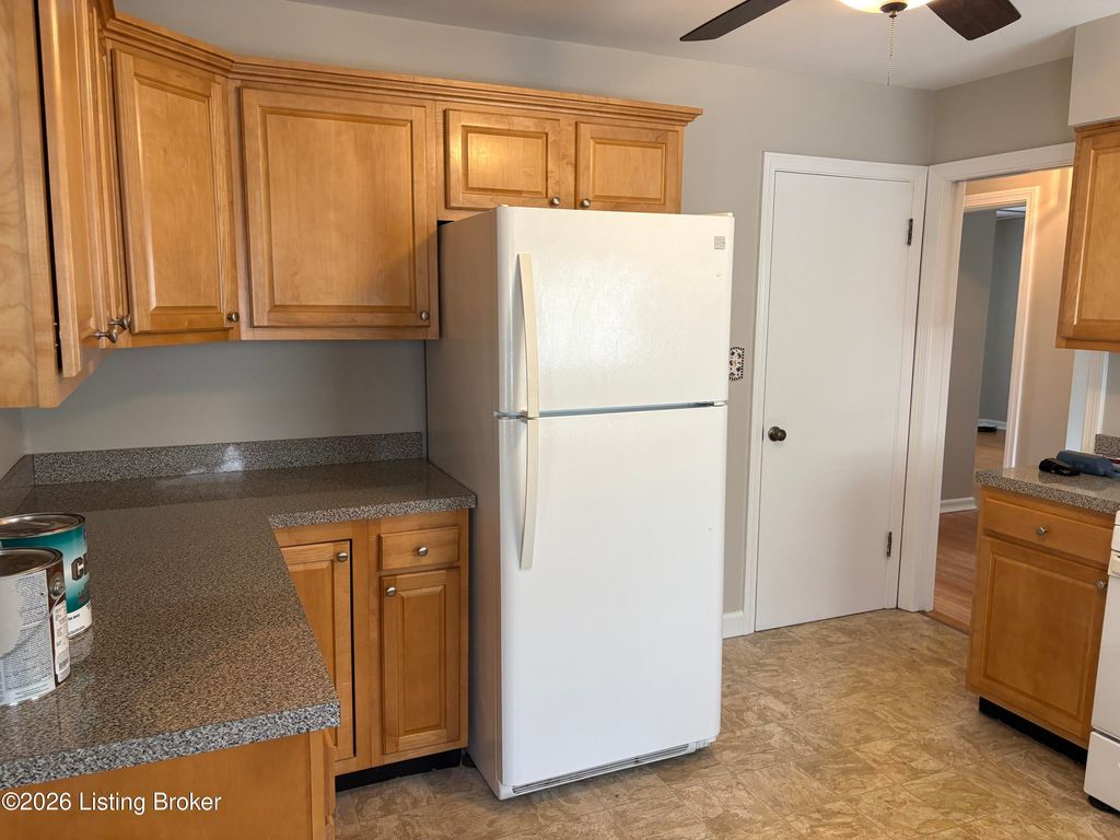 Photo of 4146 Westport Terrace, Louisville, KY 40207 (MLS # 1710379)