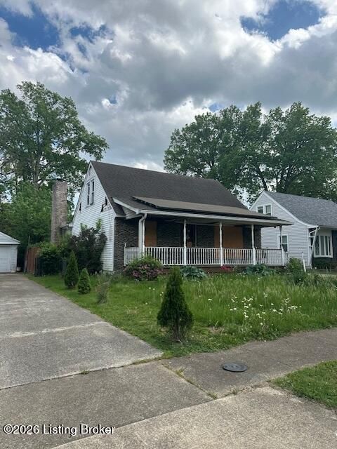 Photo of 205 Kenoak Dr, Louisville, KY 40214 (MLS # 1716169)