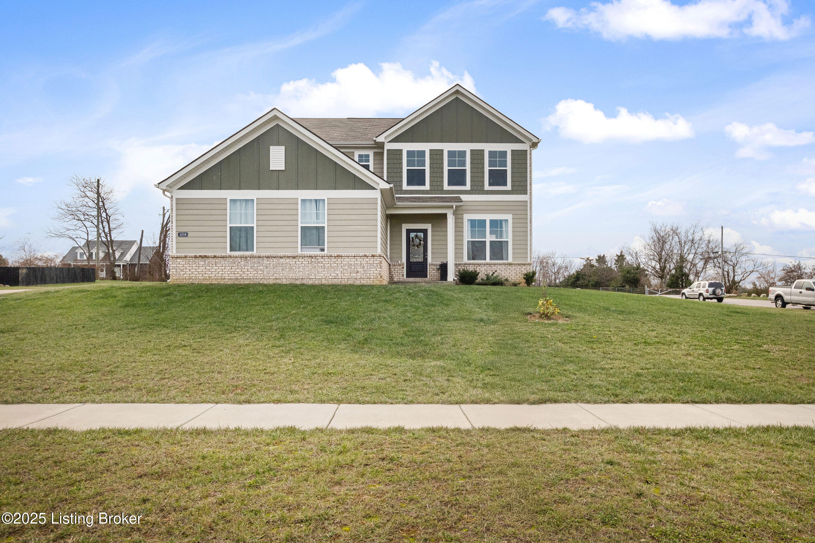 1218 Deer Fields Trce, La Grange, Kentucky image 1