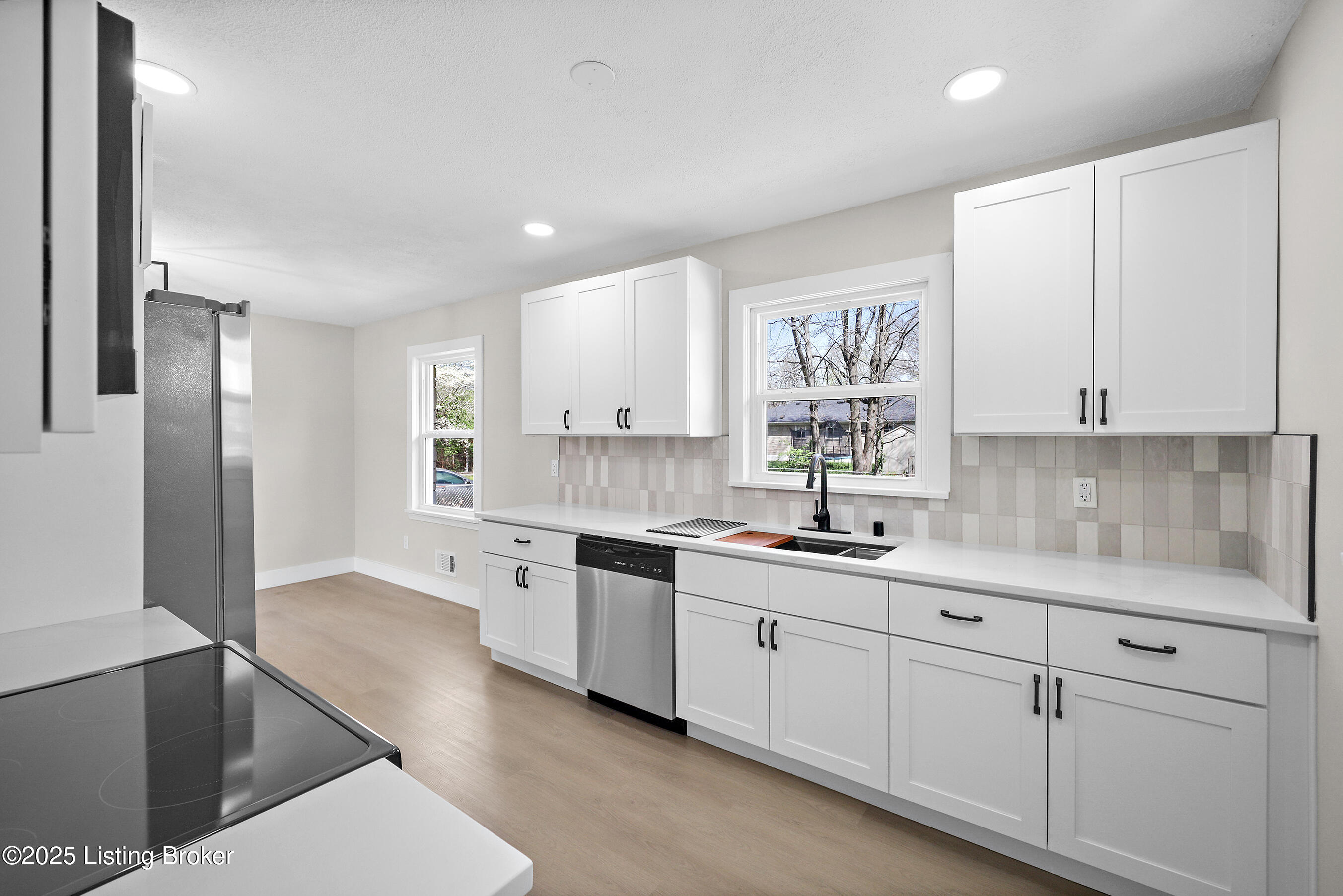 2337 Farnsley Rd, Louisville, Kentucky image 13