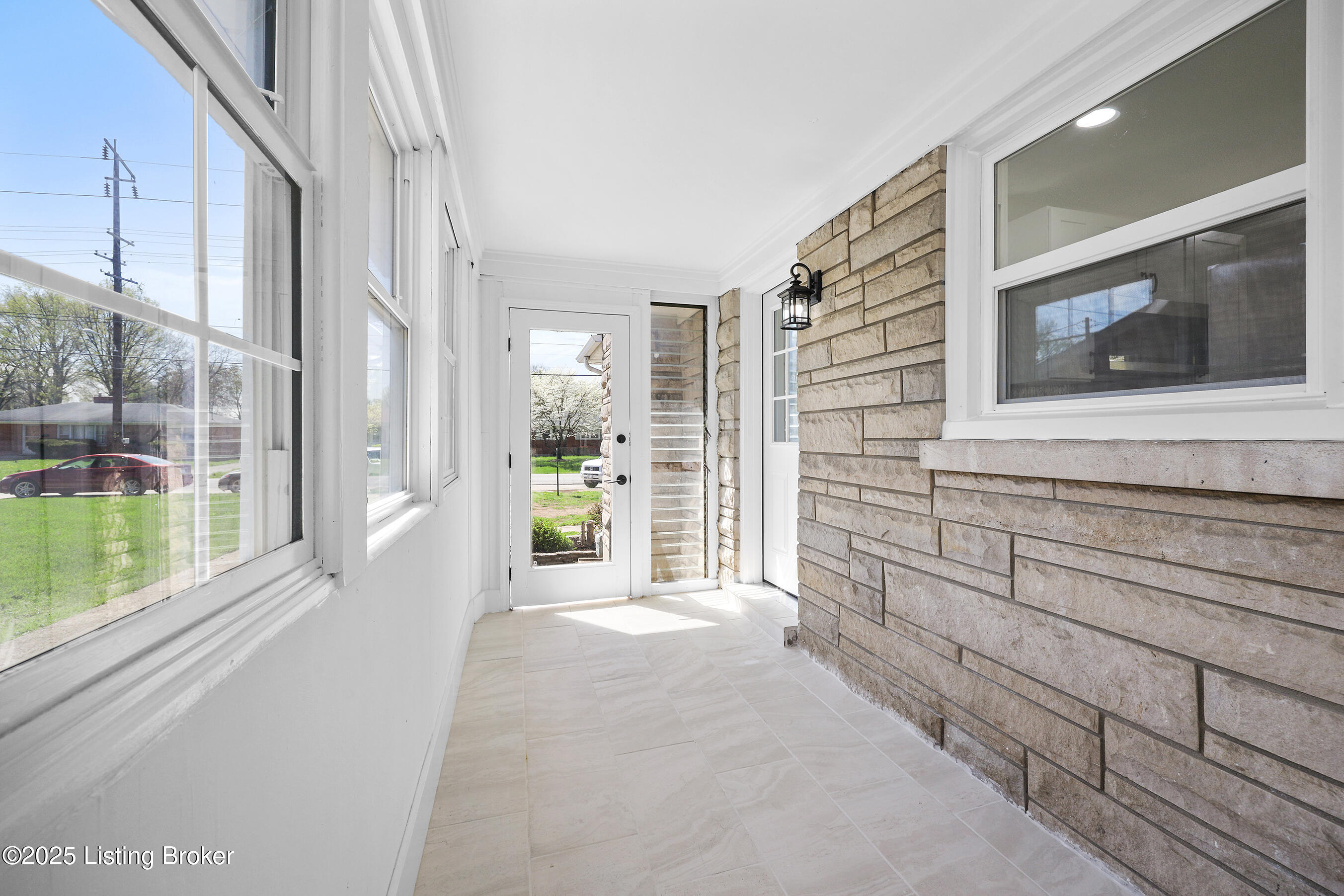2337 Farnsley Rd, Louisville, Kentucky image 33