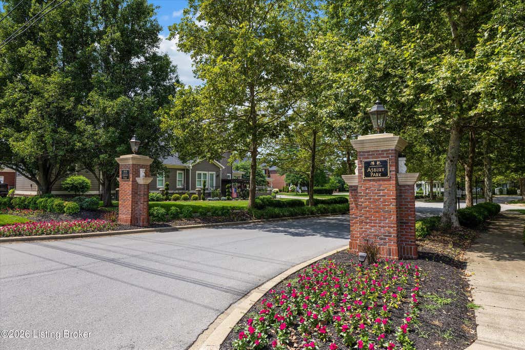 Photo of 4705 Hollis Ln, Louisville, KY 40241 (MLS # 1723565)