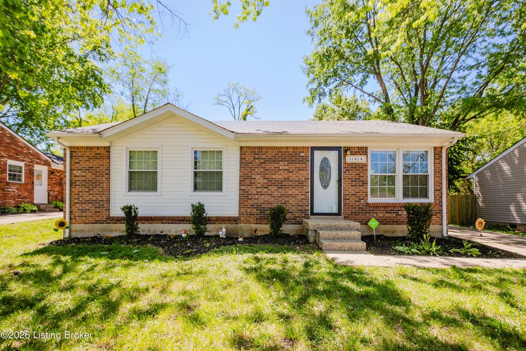 Photo of 11414 Deham Dr, Louisville, KY 40241 (MLS # 1715283)
