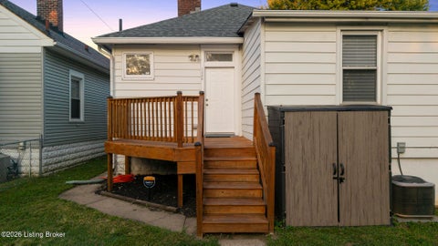 Tiny photo for 1700 S Preston St, Louisville, KY 40217 (MLS # 1729443)