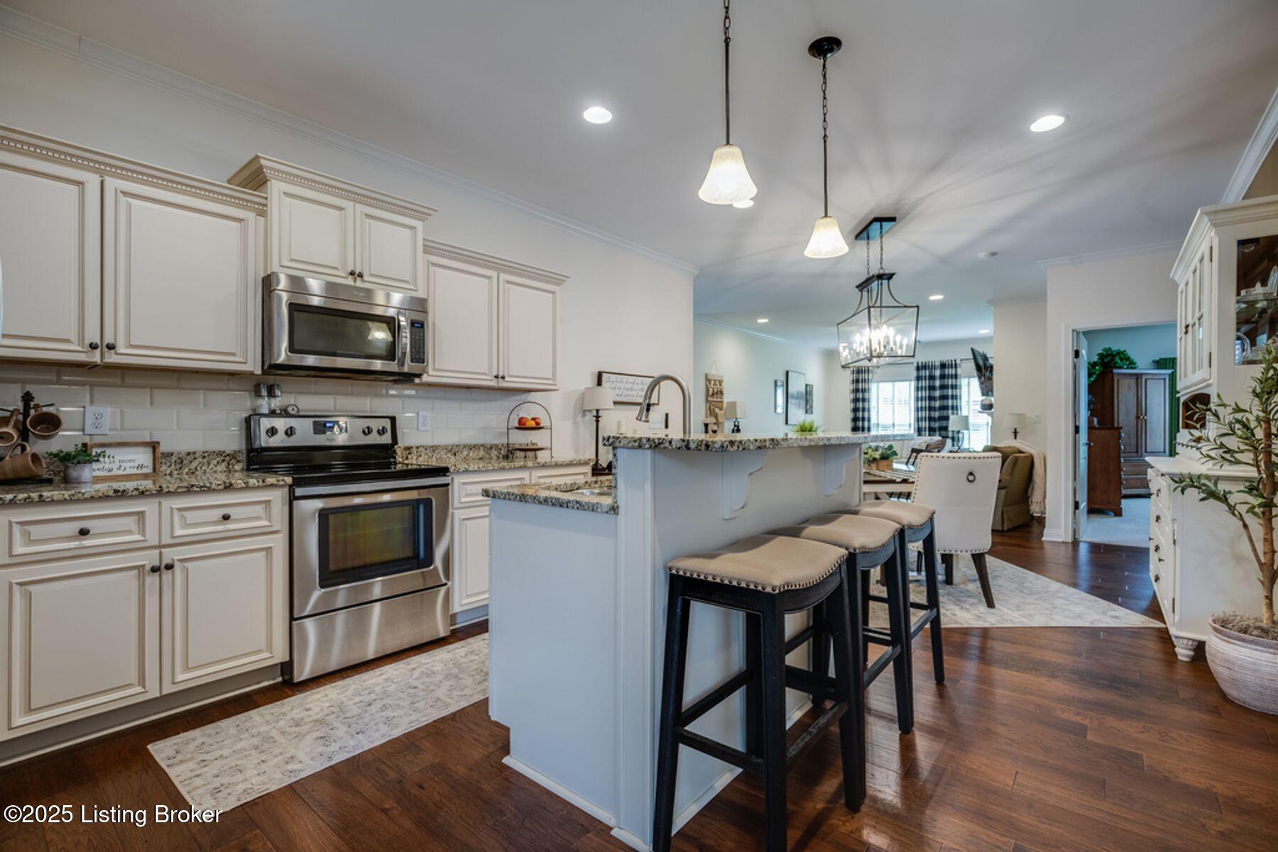1030 Classic Way, Louisville, Kentucky image 19