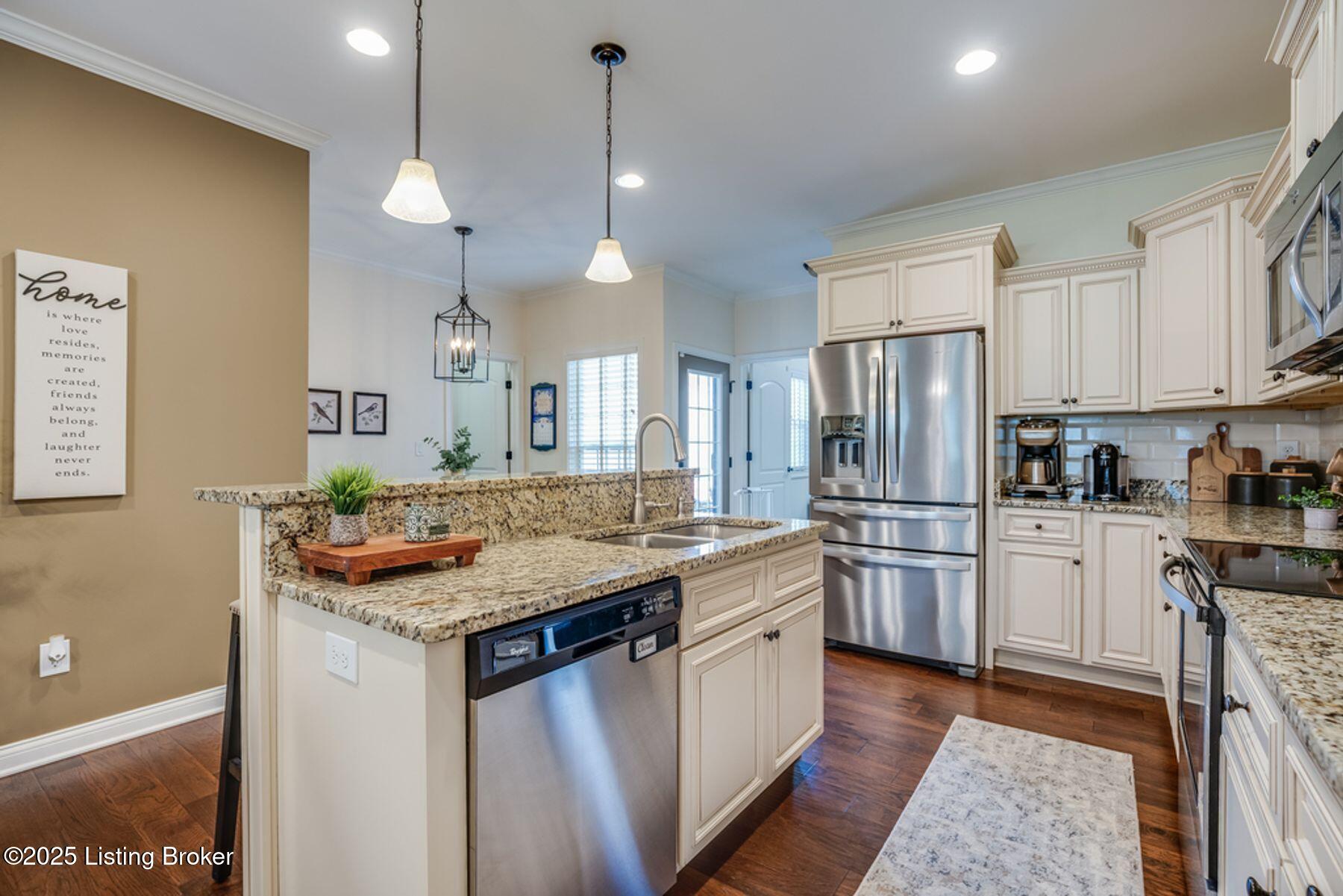 1030 Classic Way, Louisville, Kentucky image 33