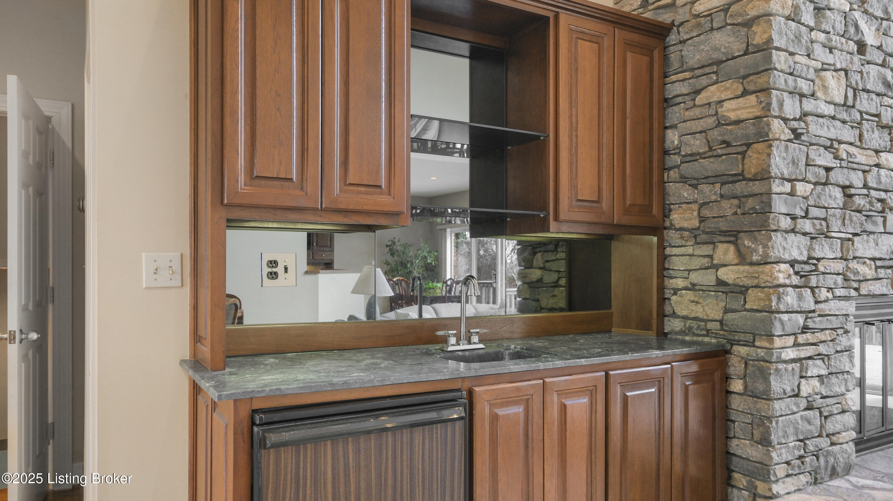 6617 Harrods View Cir, Prospect, Kentucky image 16