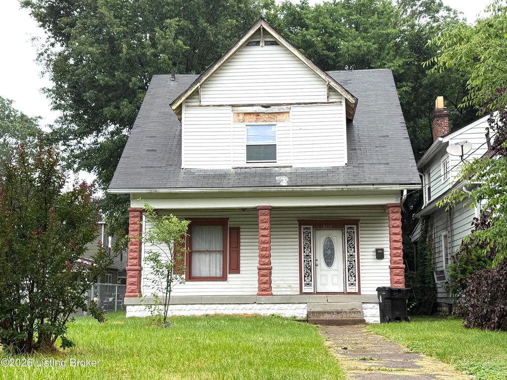 Photo of 3215 Grand Ave, Louisville, KY 40211 (MLS # 1718256)
