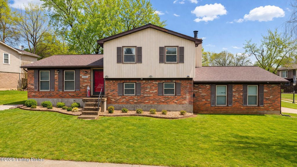 Photo of 5523 Random Way, Louisville, KY 40291 (MLS # 1713980)