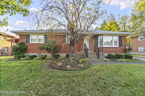 Photo of 5101 Ferrer Way, Louisville, KY 40291 (MLS # 1701889)