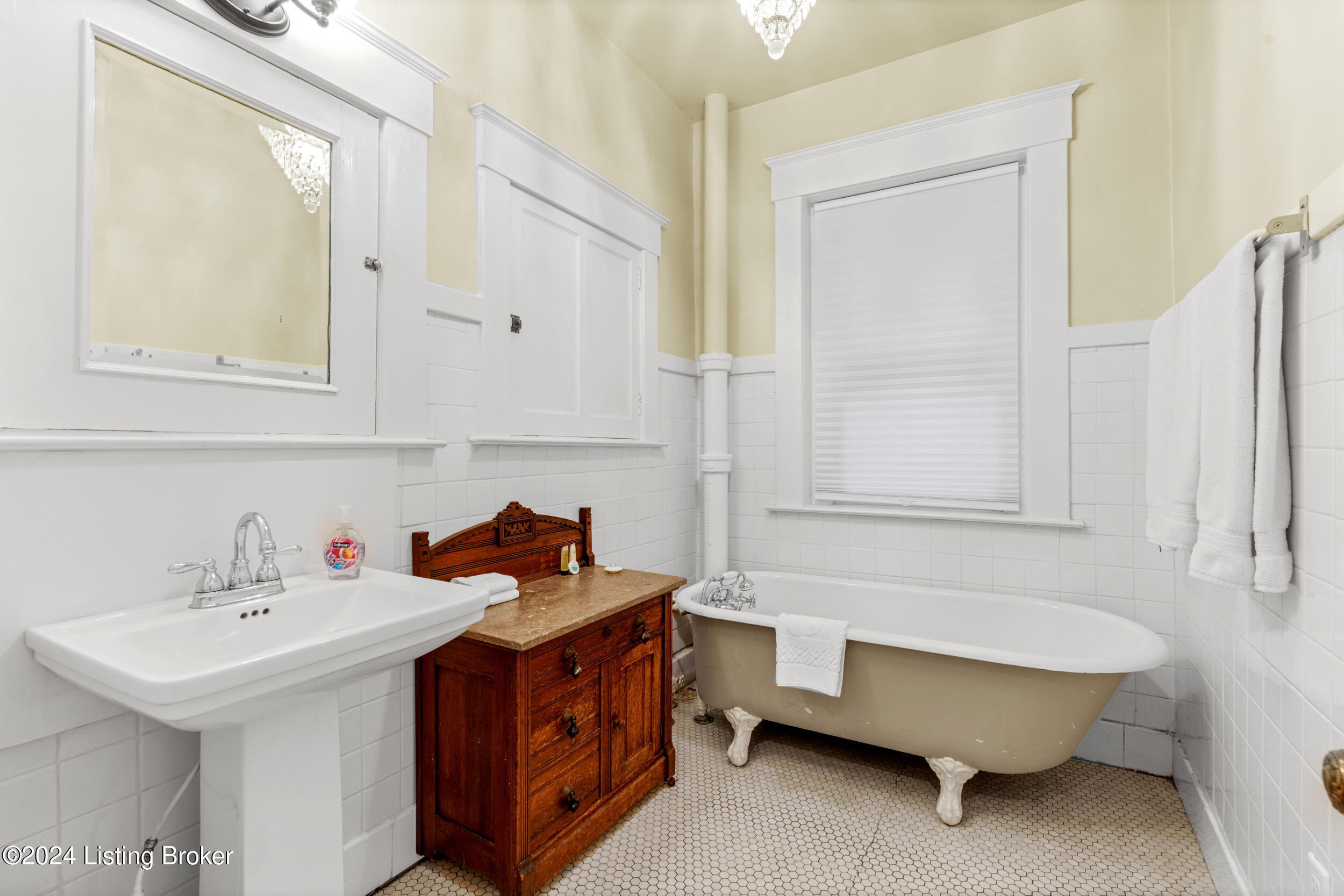 922 Cherokee Rd, Louisville, Kentucky image 40