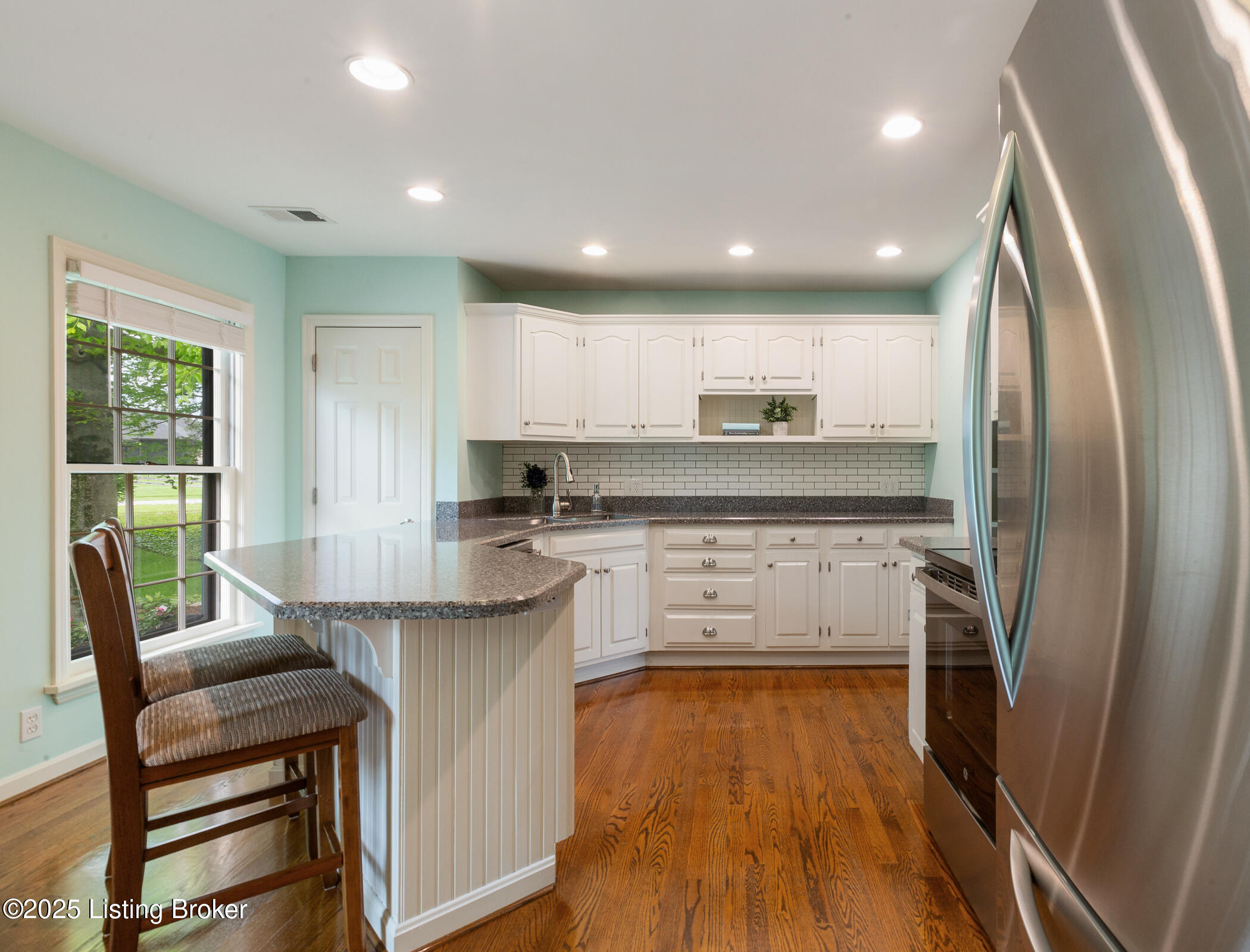 1101 Wood Wynd Way, Louisville, Kentucky image 13