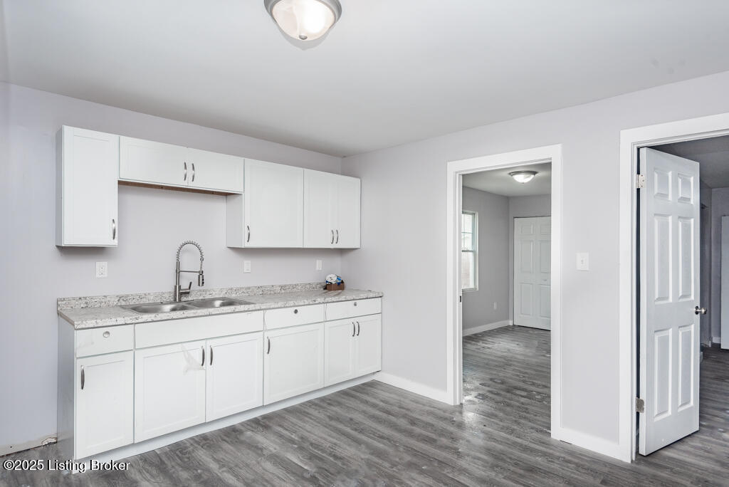 2206 Griffiths Ave, Louisville, Kentucky image 8