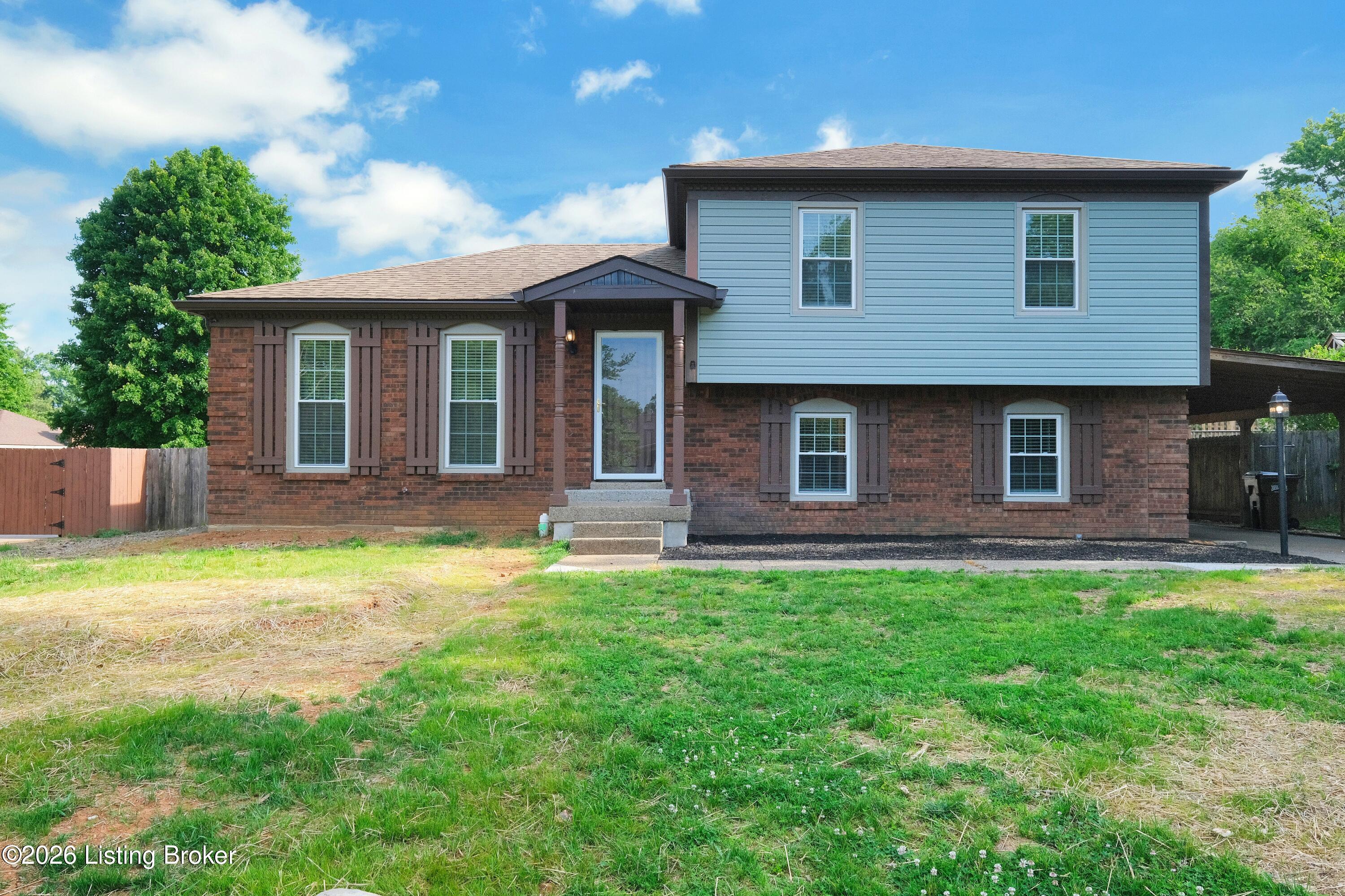 Photo 1 of 42 — 8605 Amerivan Dr, Louisville, KY 40299