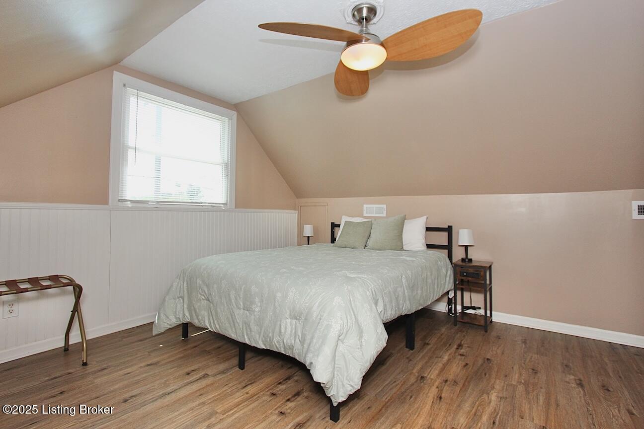 9496 Us-150, Greenville, Pennsylvania image 40