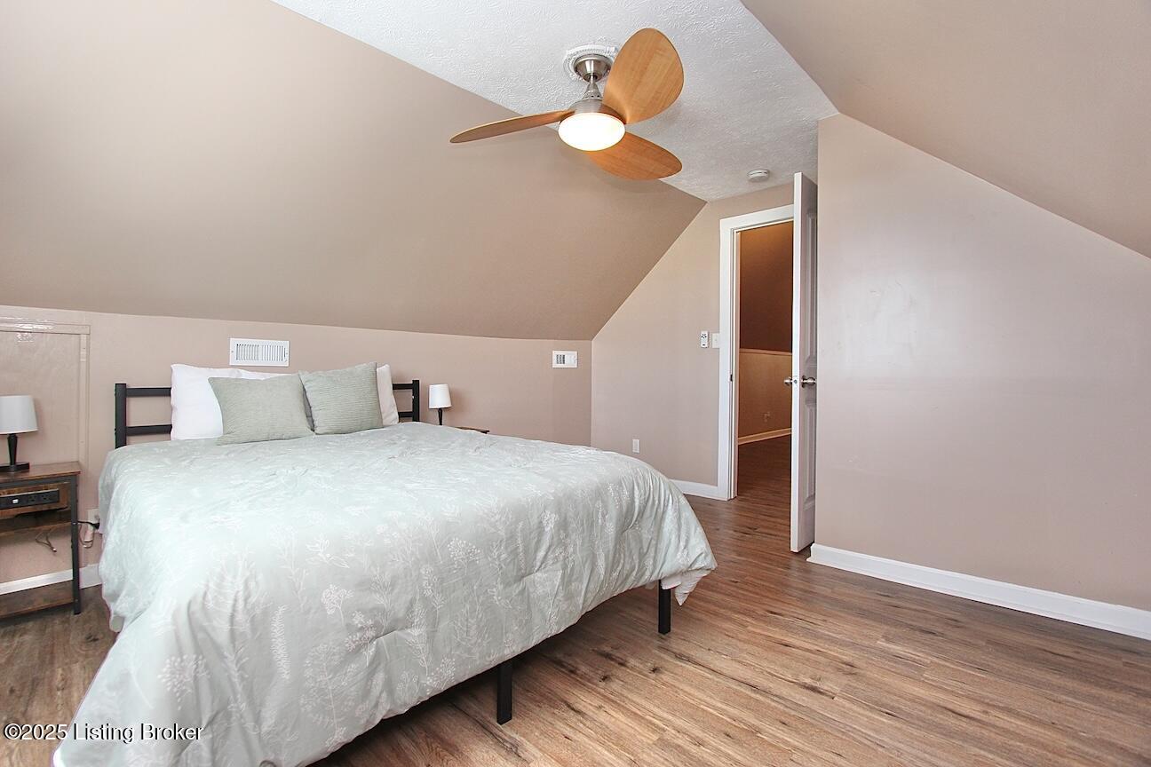 9496 Us-150, Greenville, Pennsylvania image 39