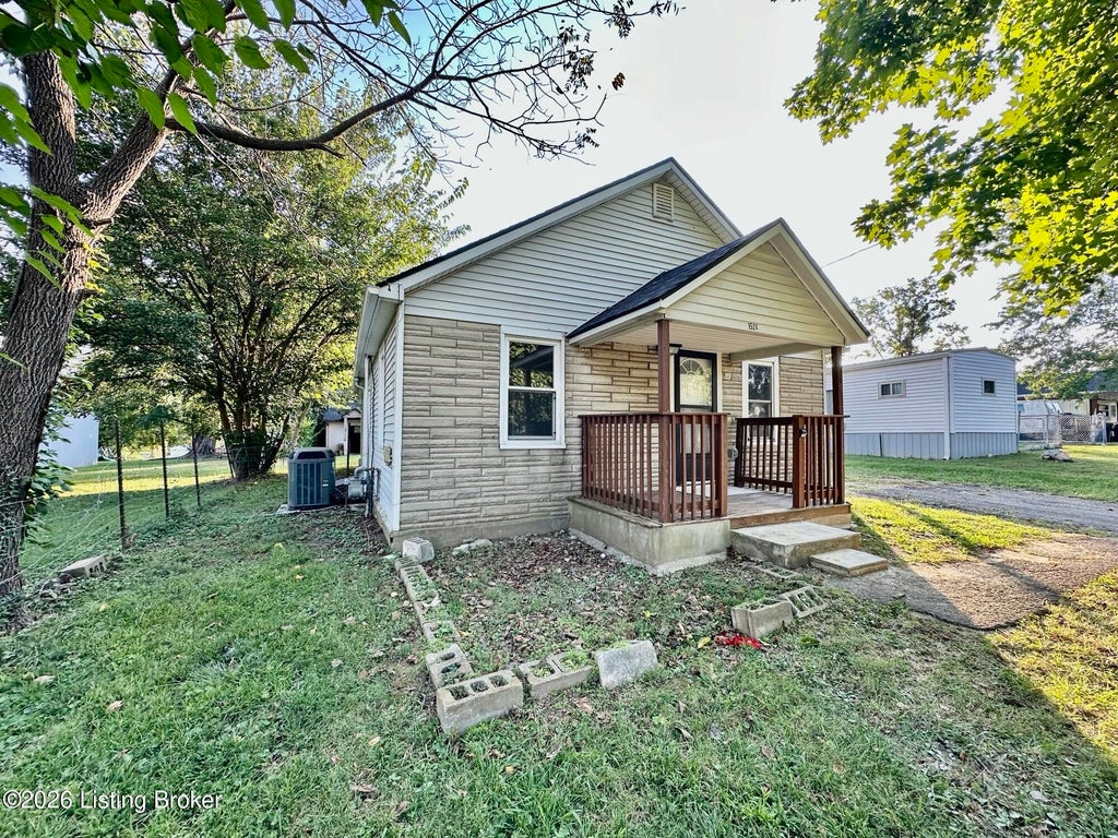 Photo of 1524 Hargan St, Radcliff, KY 40160 (MLS # 1729740)