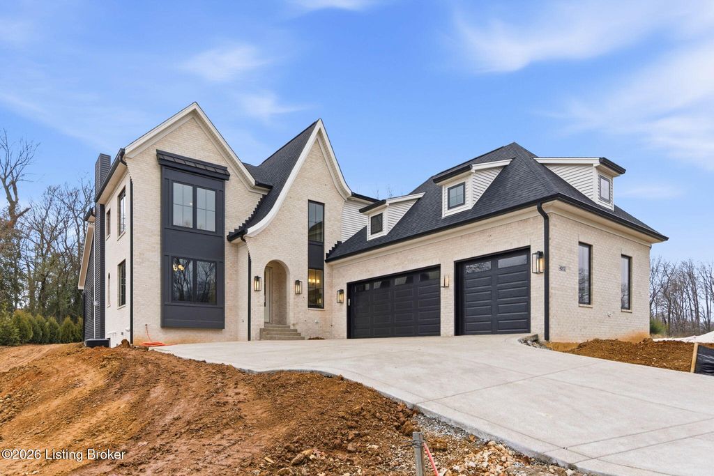 Photo of 4202 Springhouse Creek Ln #17, Louisville, KY 40245 (MLS # 1706841)