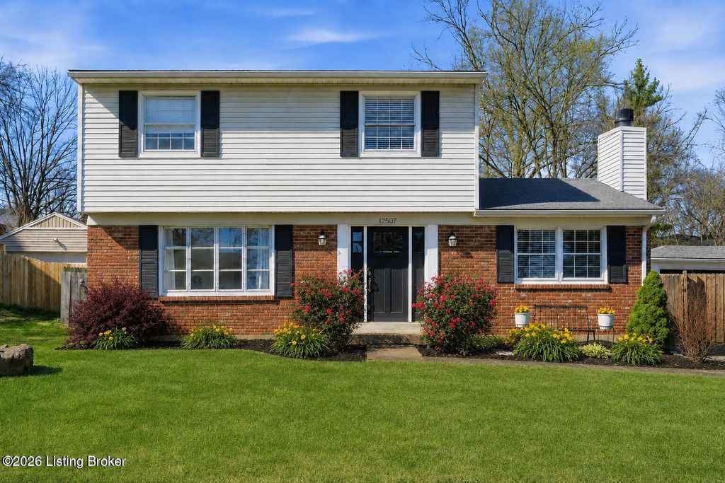 Photo of 12507 Echo Bridge Rd, Louisville, KY 40243 (MLS # 1718686)