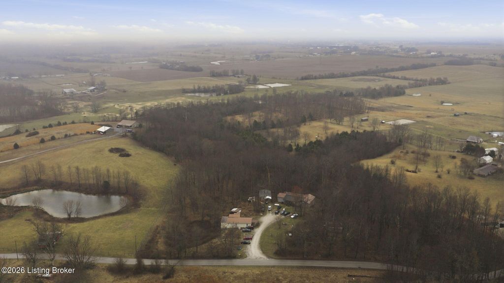 Photo of 1401 Walter Reed Rd, Hodgenville, KY 42748 (MLS # 1711171)