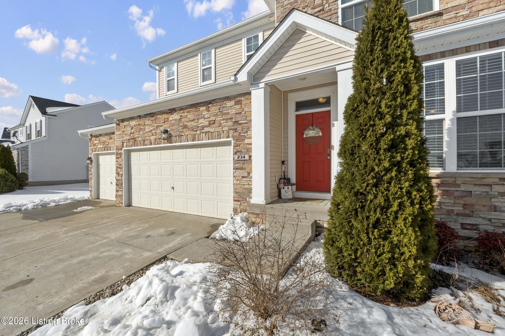 Photo of 234 Golden Wing Rd, Mt Washington, KY 40047 (MLS # 1708762)