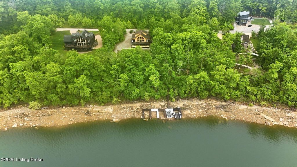 Photo of 29 River Run Rd, Leitchfield, KY 42754 (MLS # 1716776)