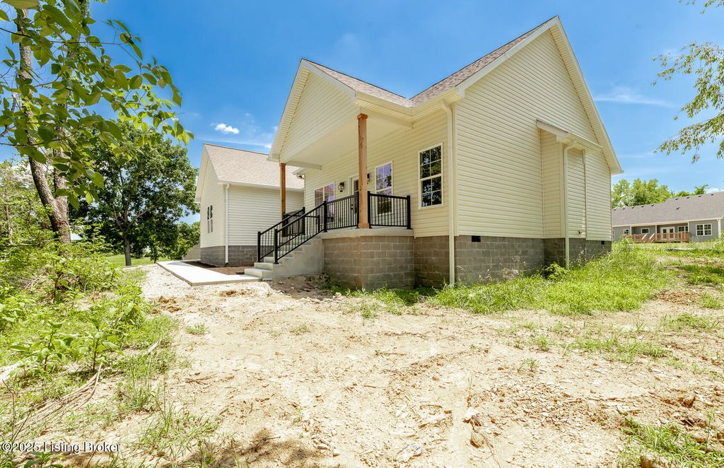 Photo of 245 Partridge Run Rd, Shepherdsville, KY 40165 (MLS # 1702712)