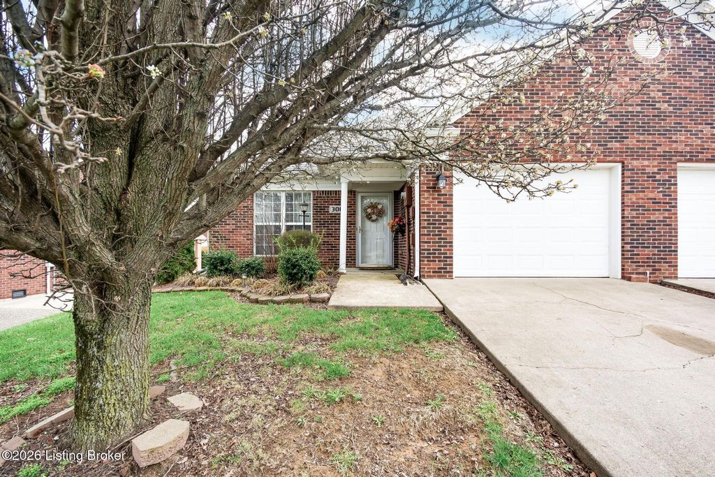 Photo of 306 Cornell Ave, Mt Washington, KY 40047 (MLS # 1711065)