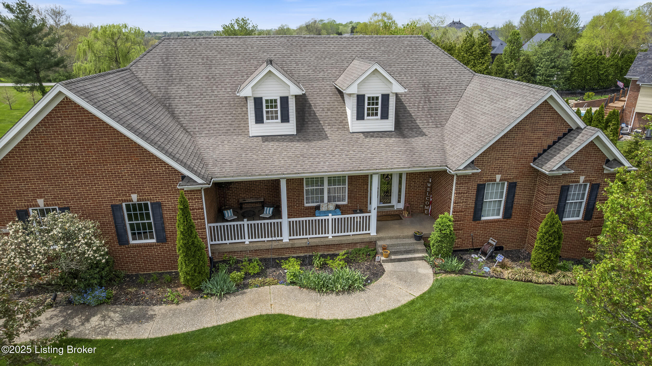 4602 Stonelea Pl, La Grange, Pennsylvania image 2