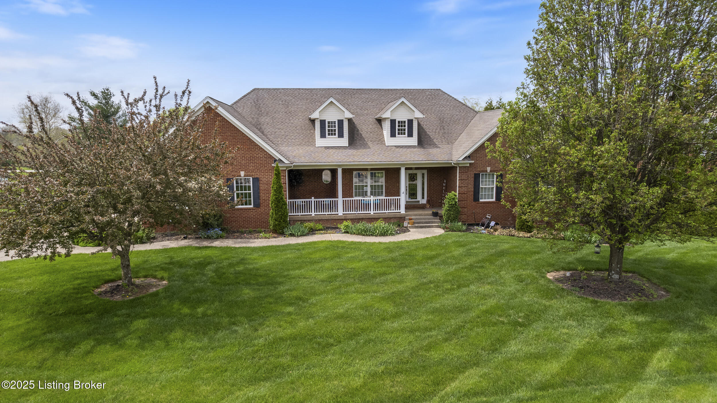 4602 Stonelea Pl, La Grange, Pennsylvania image 4