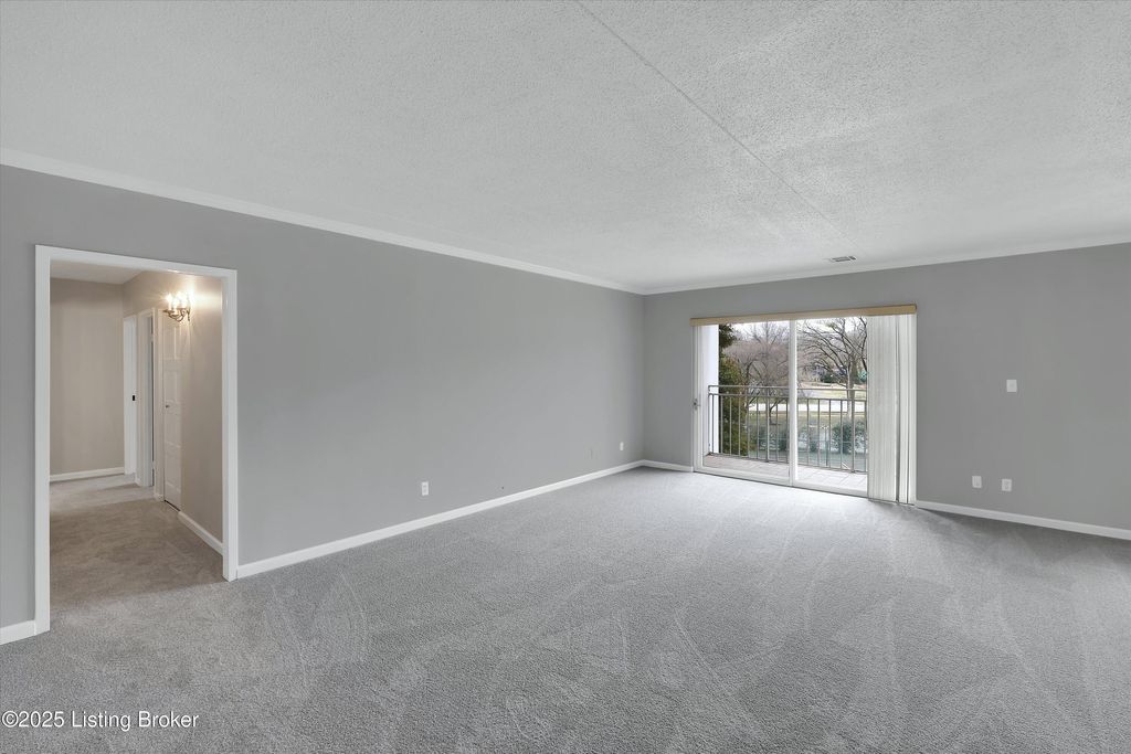 Photo of 5100 U.S. Hwy 42 #222, Louisville, KY 40241 (MLS # 1710873)