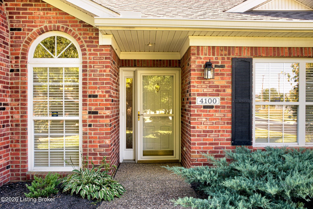 Photo of 4100 Berenger Field Dr, Louisville, KY 40299 (MLS # 1731576)