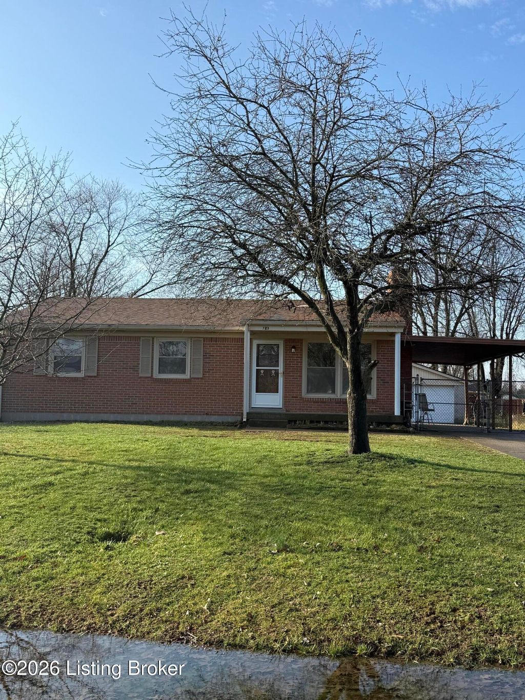 Photo of 723 Overdale Dr, Louisville, KY 40229 (MLS # 1710783)