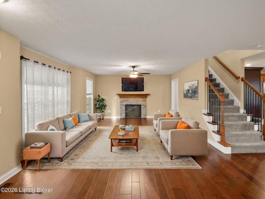 213 BUTTERFIELD DR, ELIZABETHTOWN, KY 42701 - Image bcc30ddaf6ebef3af73c82bbf09bfb0e/911056844