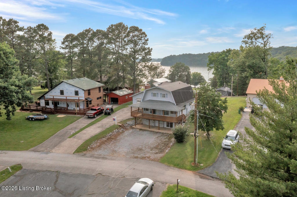 Photo of 1378 Cunningham Ln, Cadiz, KY 42211 (MLS # 1724205)