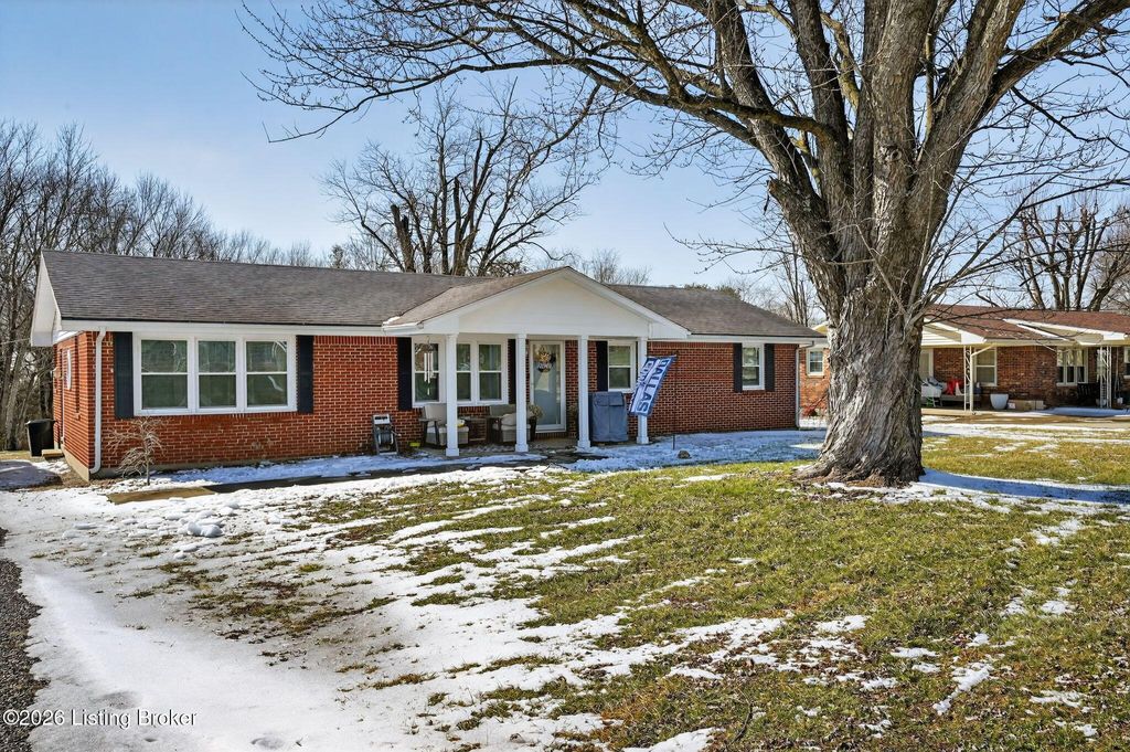 Photo of 165 Miller Pike, Lebanon, KY 40033 (MLS # 1708818)