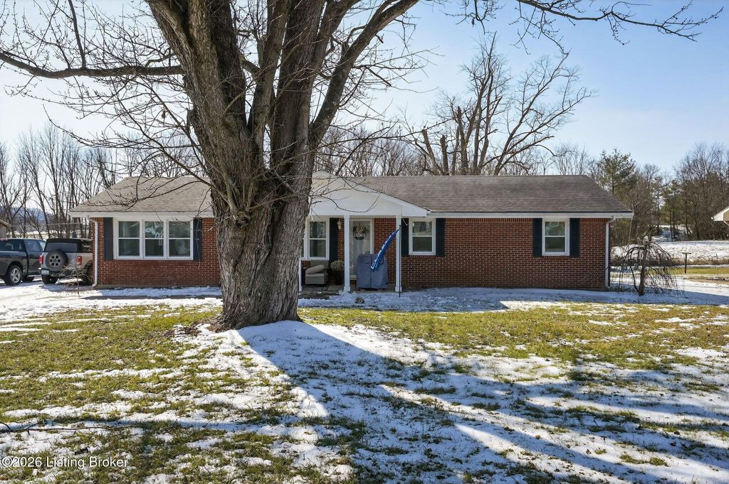 Photo of 165 Miller Pike, Lebanon, KY 40033 (MLS # 1708818)